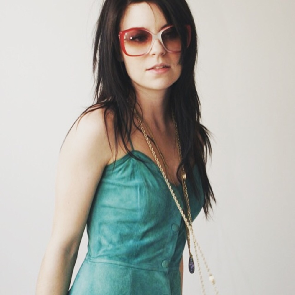 Meet your Posher, Mak